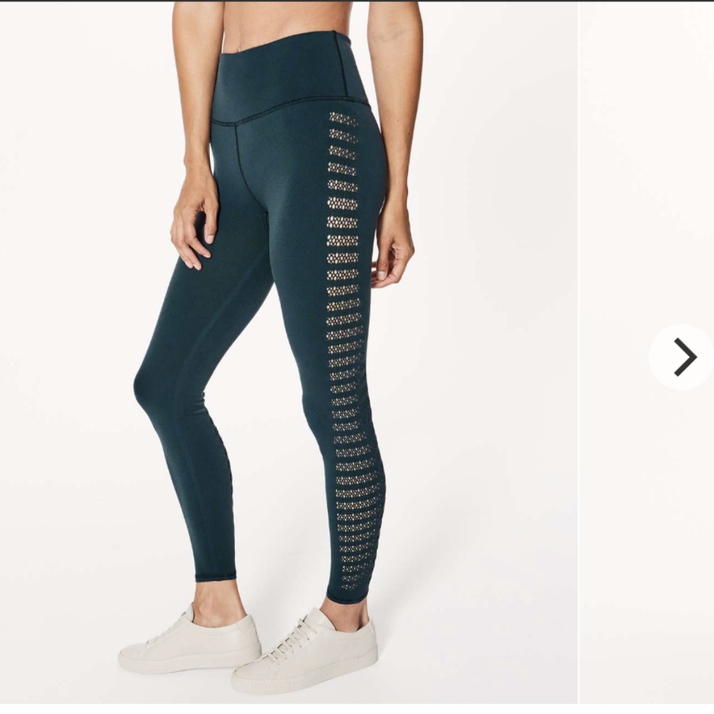 Lululemon Reveal 7/8 Tight (Stripes 25") Submarine